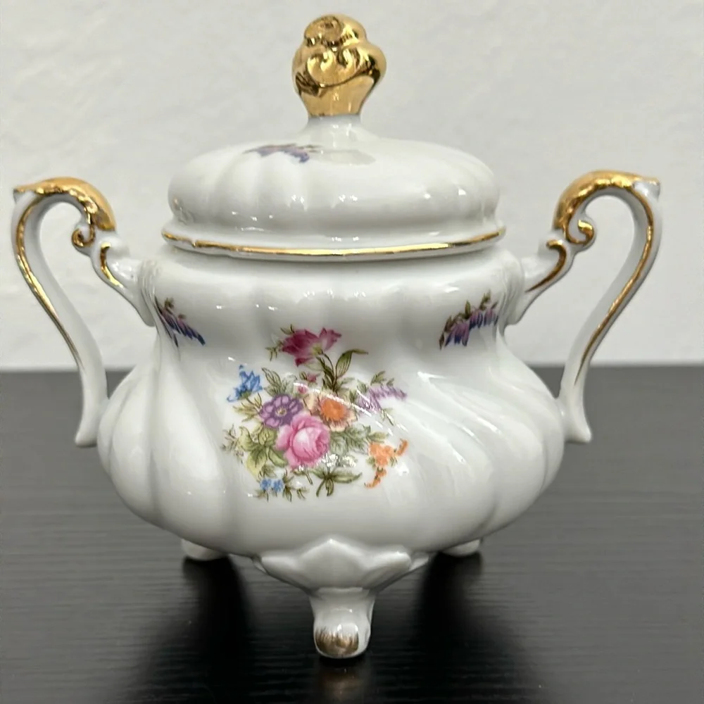 Lefton Porcelain Hand Painted Footed Sugar Bowl NE 3476